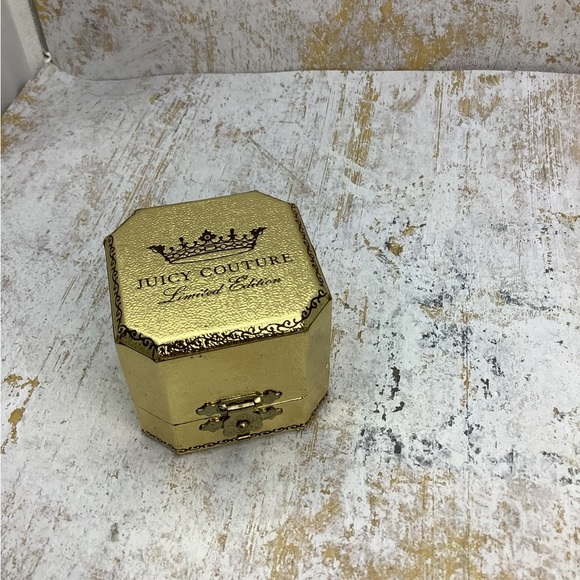 Juicy Couture French Fries Gold Stud Earrings - Picture 3 of 5